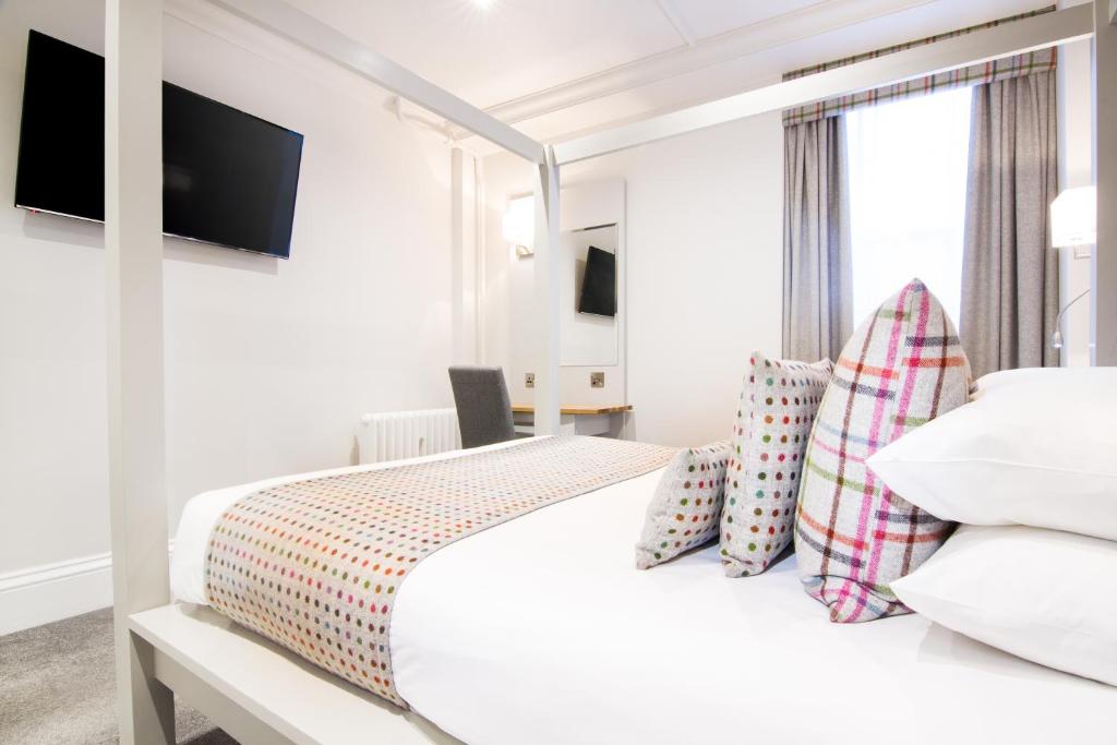 White Hart Hotel & Apartments - Resim 27