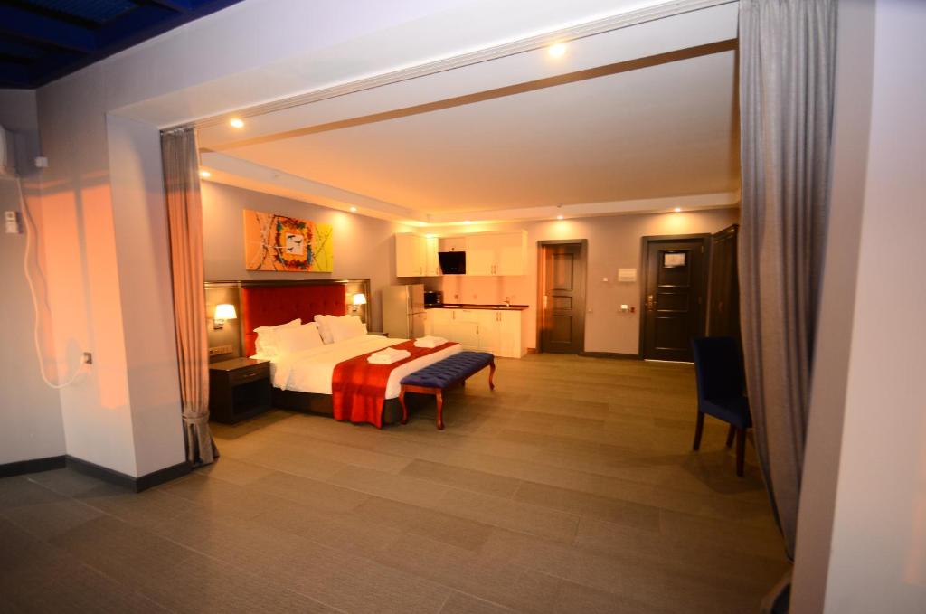 Batumi Palm Hotel - Executive Suite