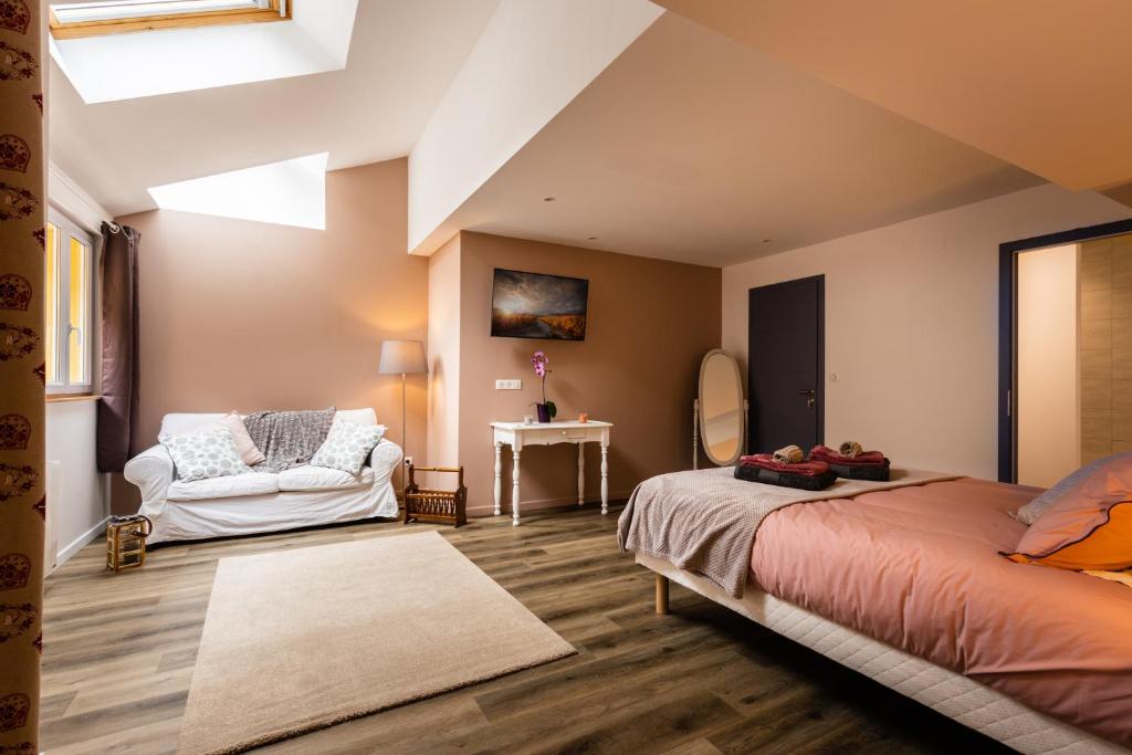 Les Chambres de Clem' - Suite With Spa Access