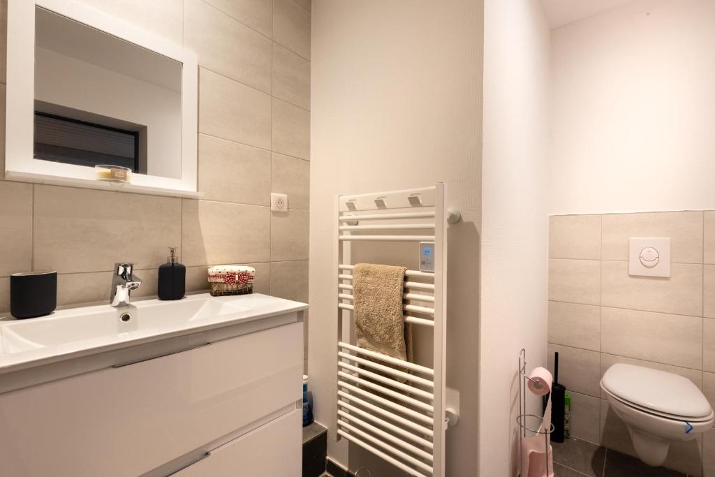Les Chambres de Clem' - Suite With Spa Access