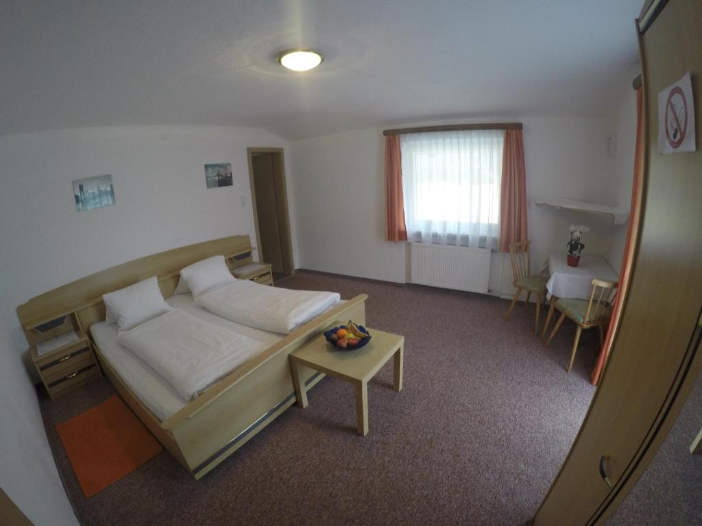 Voodi või voodid majutusasutuse Haus Gamsblick toas