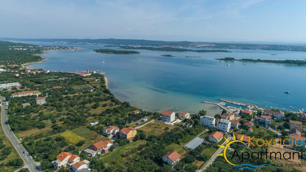 Příroda nedaleko penzionu