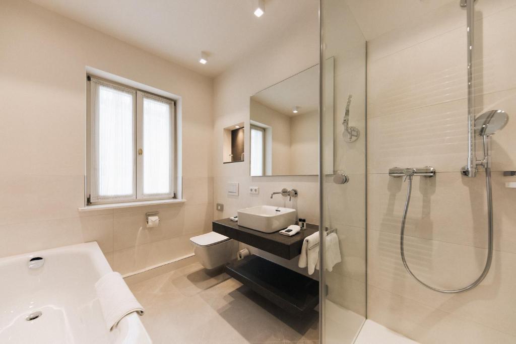 Koupelna v ubytování Hotel Weisser Bock