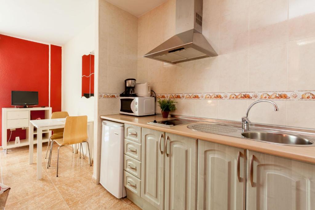 Apartamentos El Cenachero, Malaga - Harga Terbaru 2021