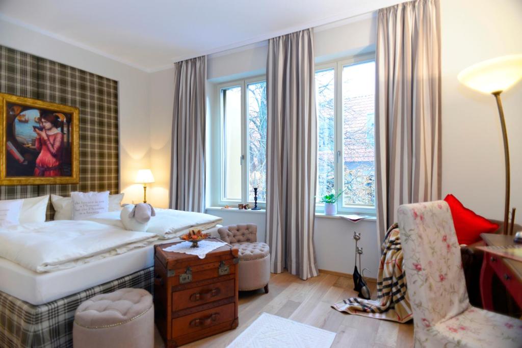 Schottennester Schlafen an der Krämerbrücke - 6