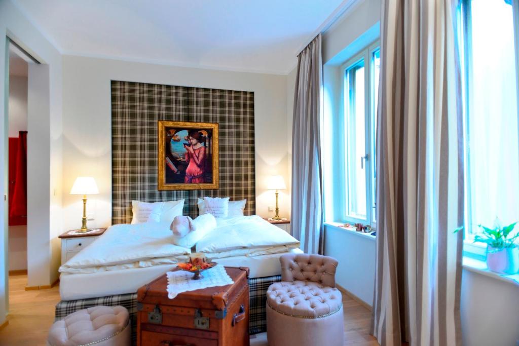 Schottennester Schlafen an der Krämerbrücke - 1