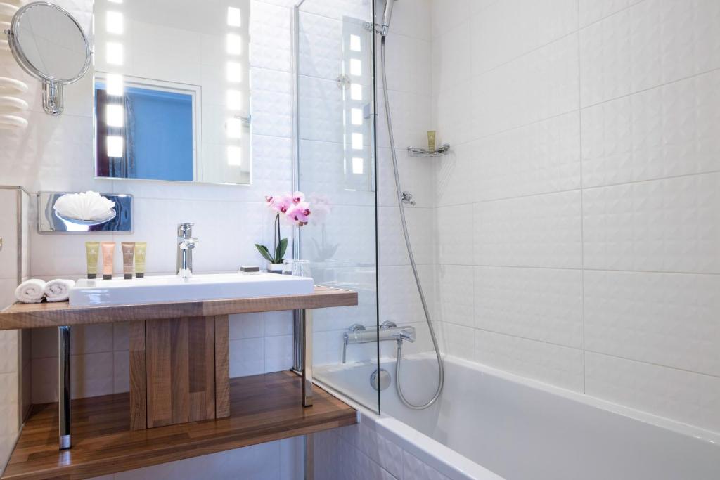 Bradford Elysées - Astotel - Resim 35