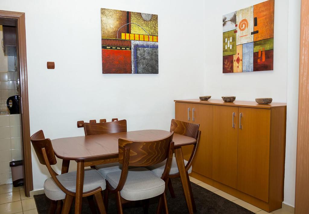 Top Spot - 2BD Unique Location, Center, Sea Garden