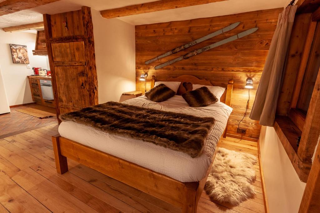 Postel nebo postele na pokoji v ubytování Chez « Adèle »