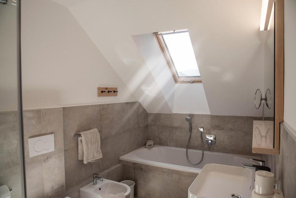 Kúpeľňa v ubytovaní Penthouse Chalet Pichlerhof