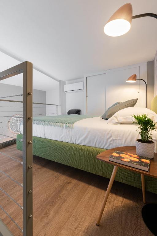 Living Walls Florence Apartments - 1