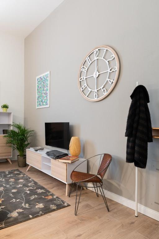 Living Walls Florence Apartments - 8