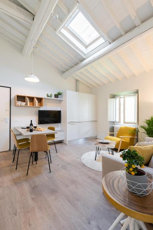 Living Walls Florence Apartments - 18