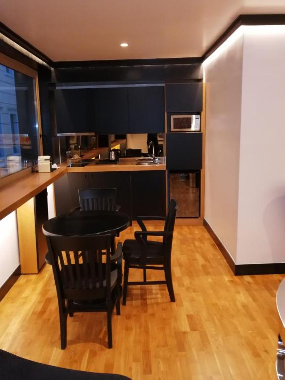 Andromeda Downtown Residence - 16