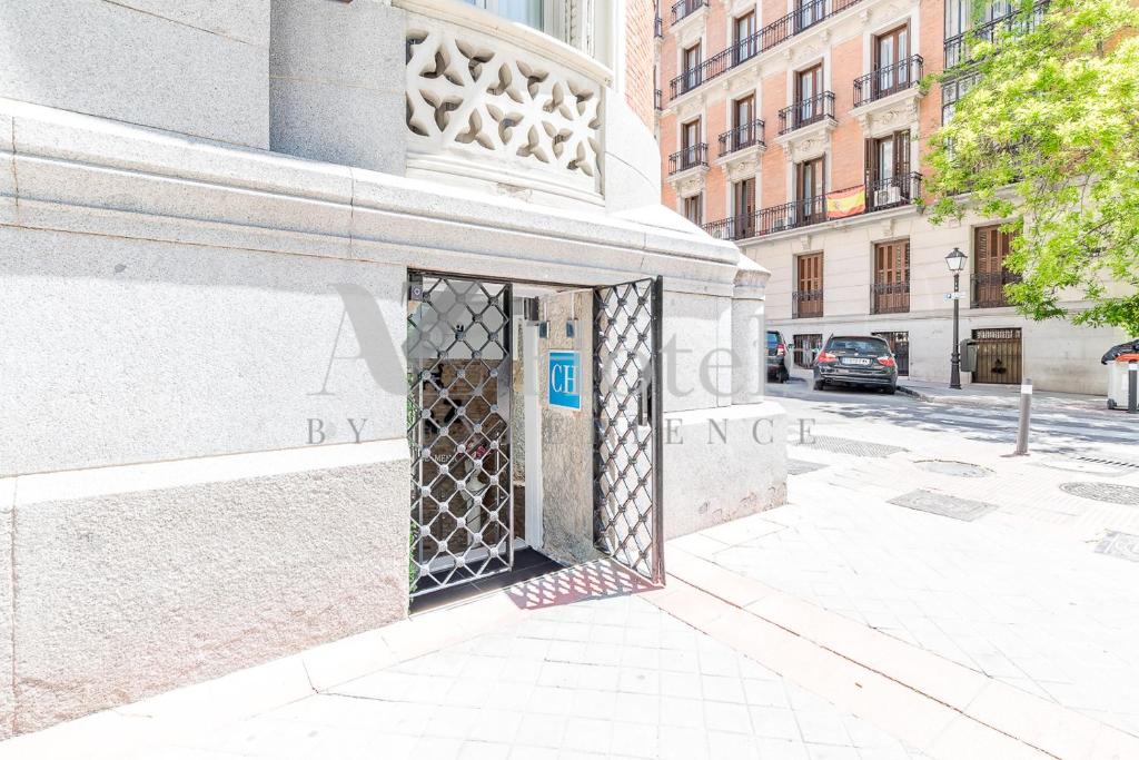 AYZ Juan de Mena - Auto check-in property - Resim 24