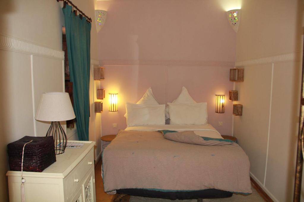 Postel nebo postele na pokoji v ubytování Riad Villa Harmonie