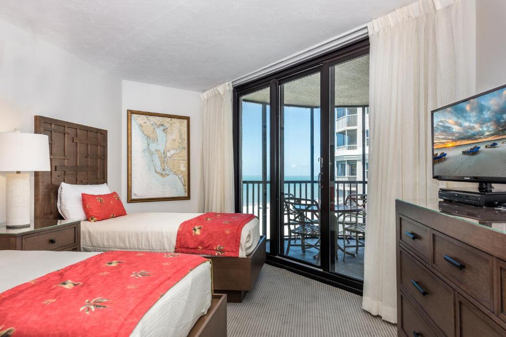 Pointe Estero Resort photo