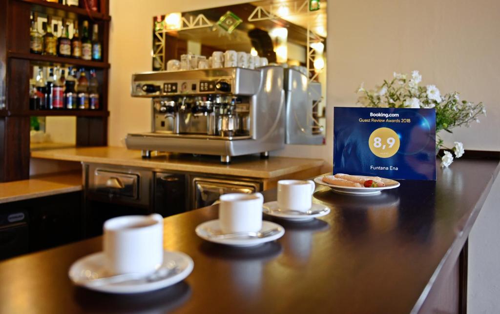 Nápoje v ubytování Hotel Funtana Ena