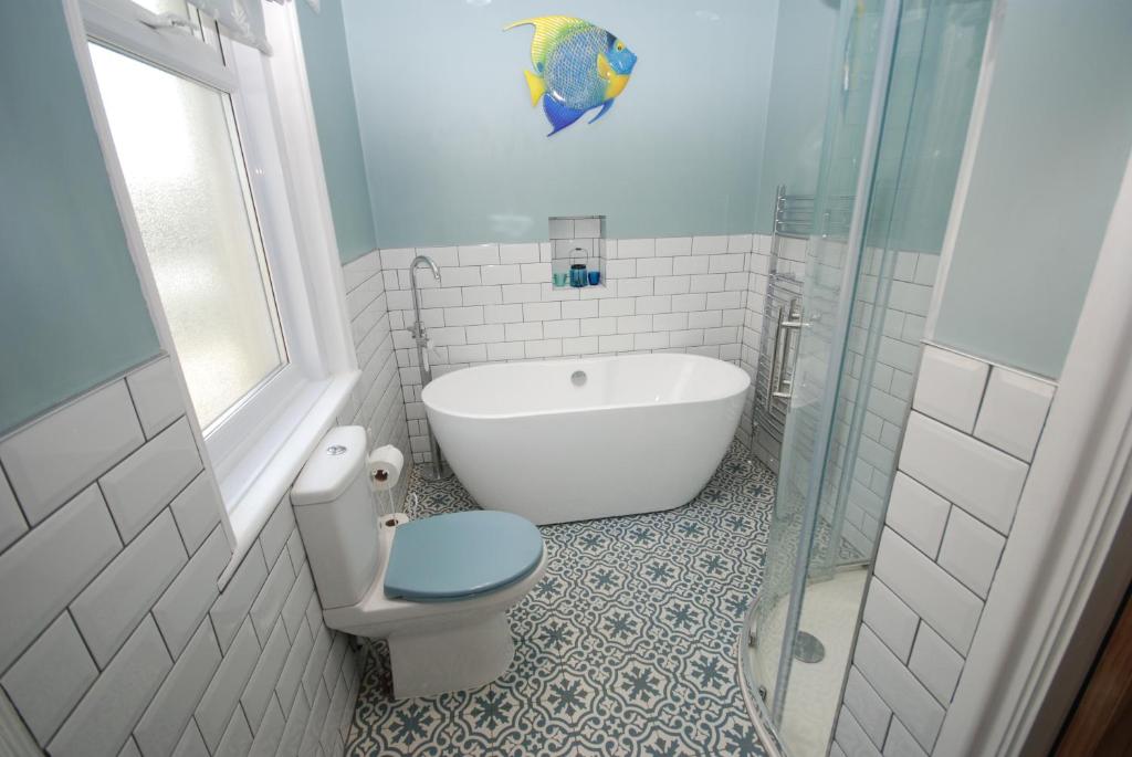 Koupelna v ubytování Weymouth Vegan B&B