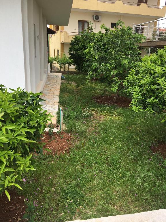 Zahrada ubytování Vila Balani