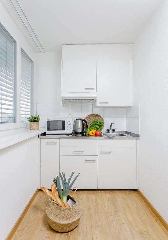 Swiss Star Tower - Self Check-In - Resim 12