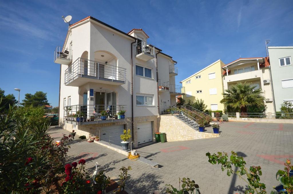 Budova, kde se apartmán nachází
