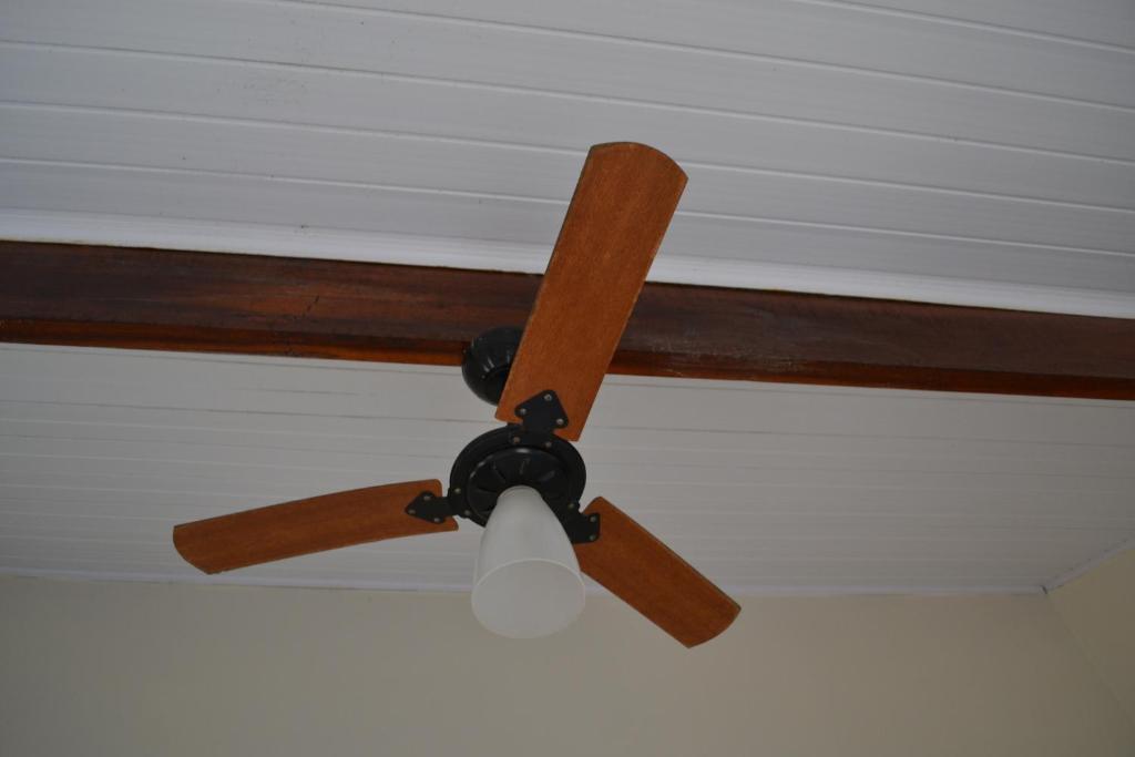  Casa Condominio 250M Praia Maranduba Wifi Churrasqueira