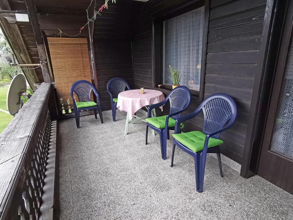 Balkón nebo terasa v ubytování Apartment and room Mateja Kovačič