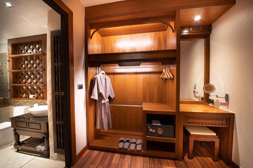 Phra Singh Village - 10