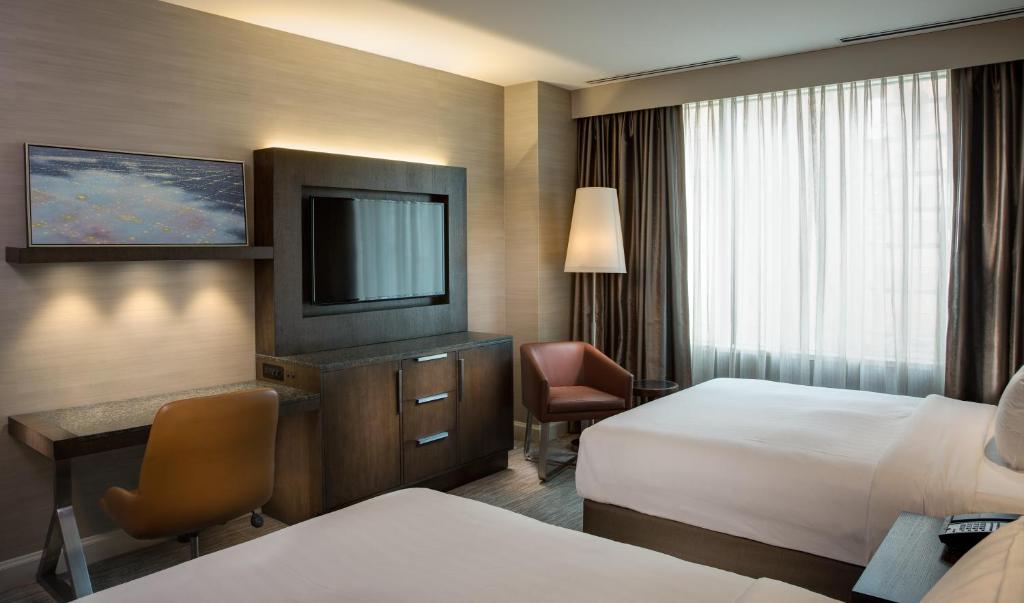 Hyatt Centric Chicago Magnificent Mile - 