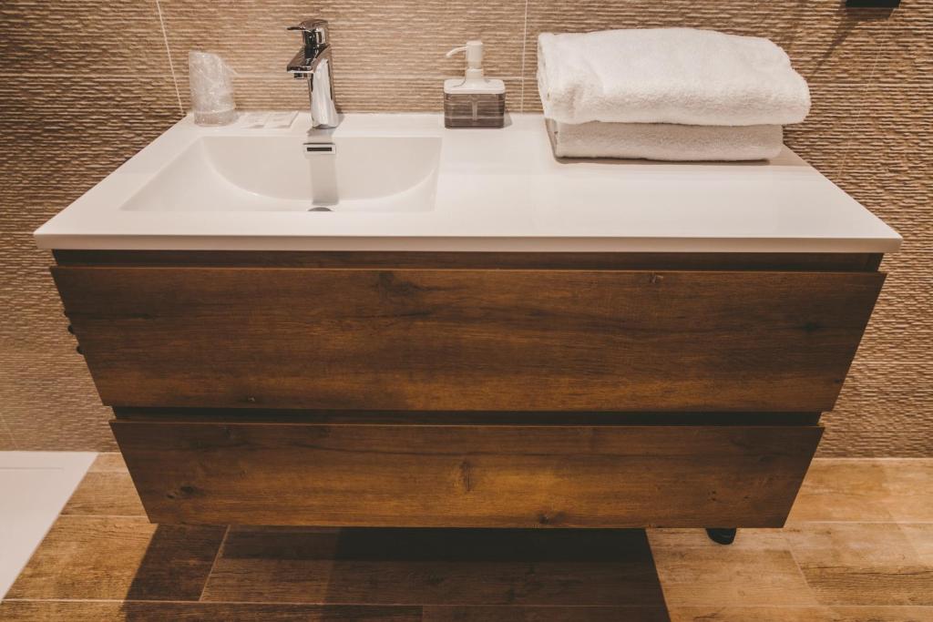 Hôtel Hors-Château - Liège Centre Historique - Resim 34