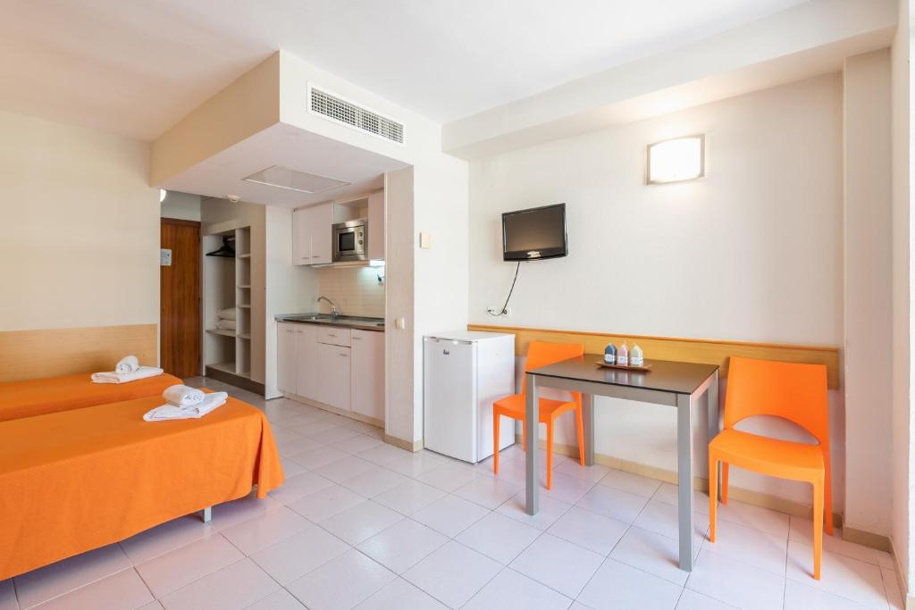 Salou Pacific Rentalmar - Standard Studio (2 Adults)