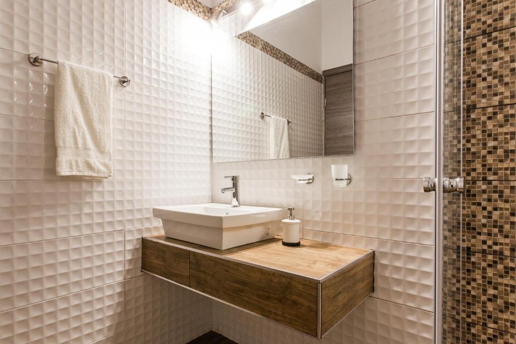 Nicholas Point Apartments and Rooms - Resim 43