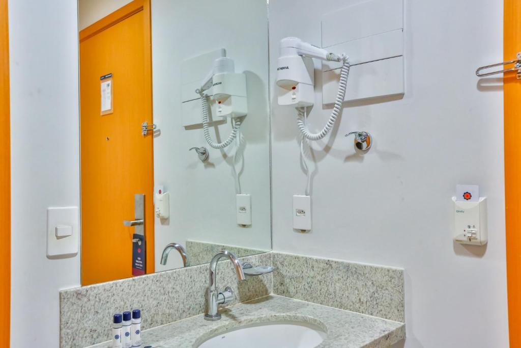  Mega Moda Hotel
