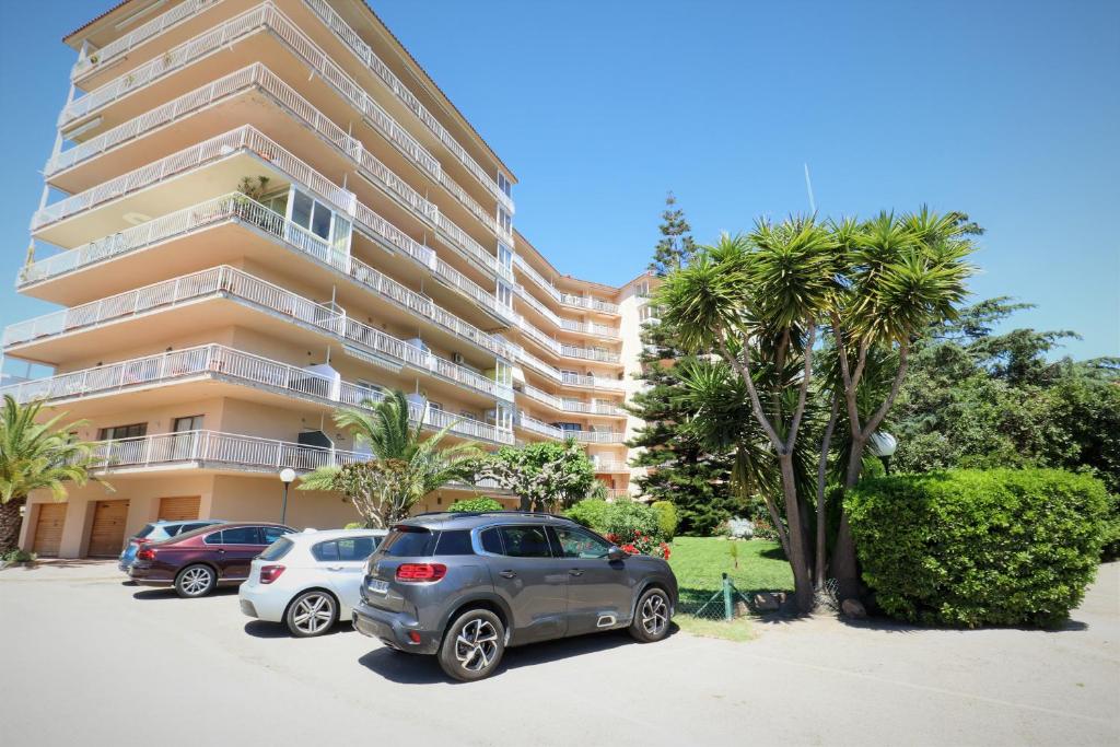 Budova, v ktorej sa apartmán nachádza