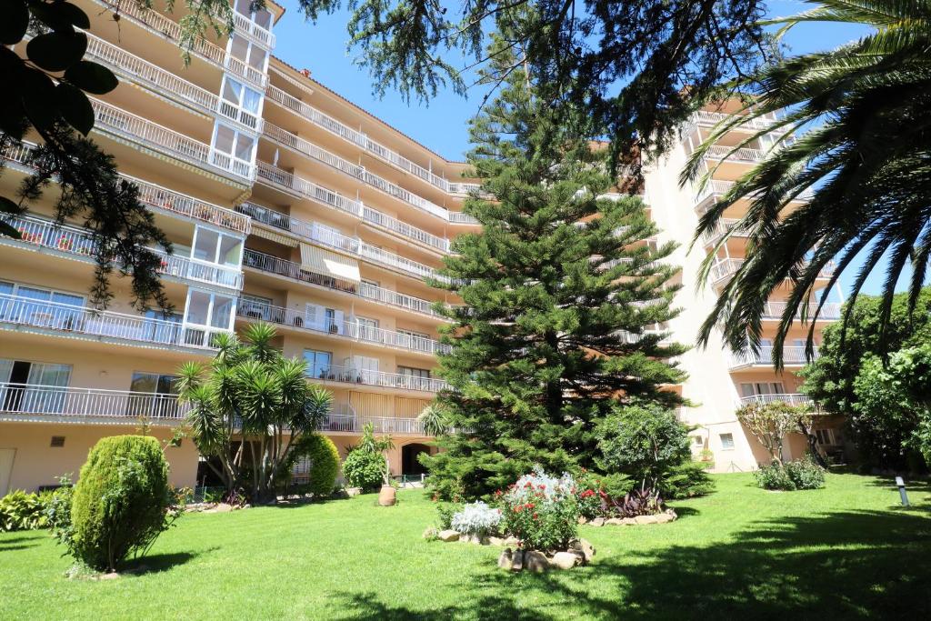 Vonkajšia záhrada v ubytovaní Creu de sant pol, apartamento 2 pax a pocos metros Playa Sant Pol F30066