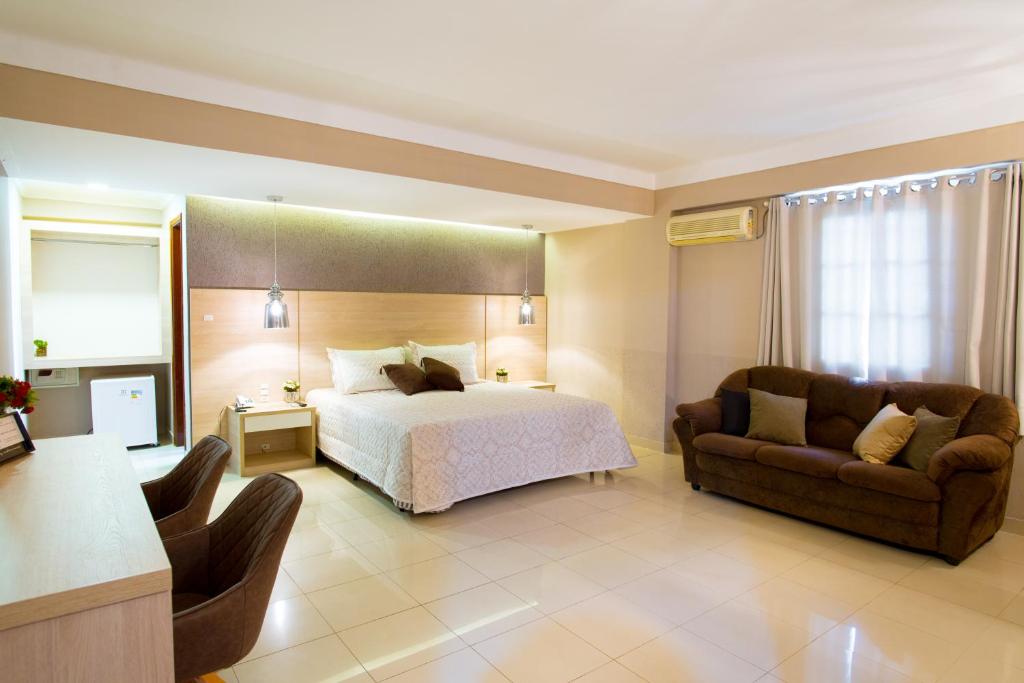  Hotel Iporã
