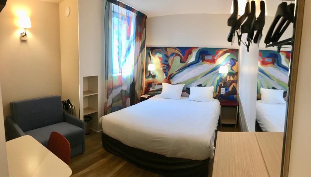 Brit Hotel Codalysa Marne la Vallée - Torcy - Comfort Triple Room