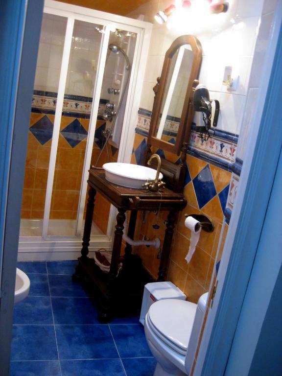 Koupelna v ubytování Casa rural El Rincón