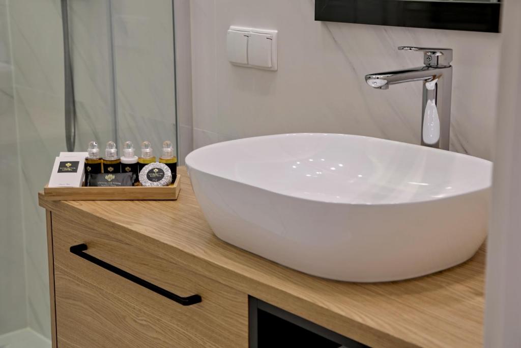 Bentis Luxury Apartments - 18