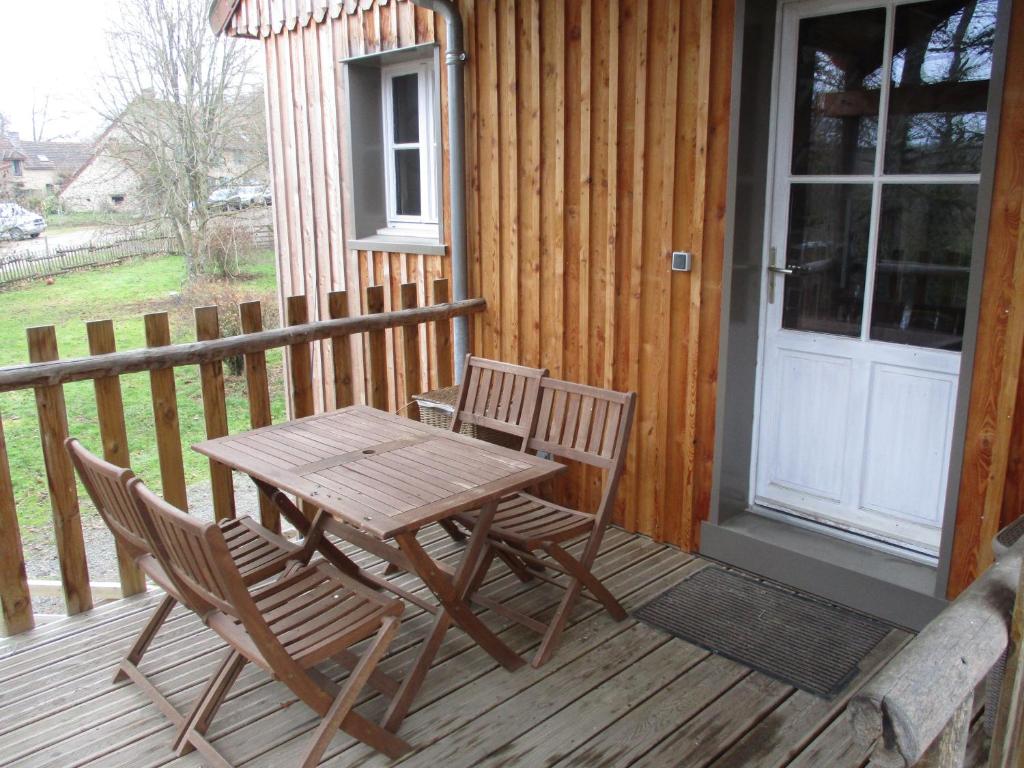 Balkón nebo terasa v ubytování Camping la Chevauchée