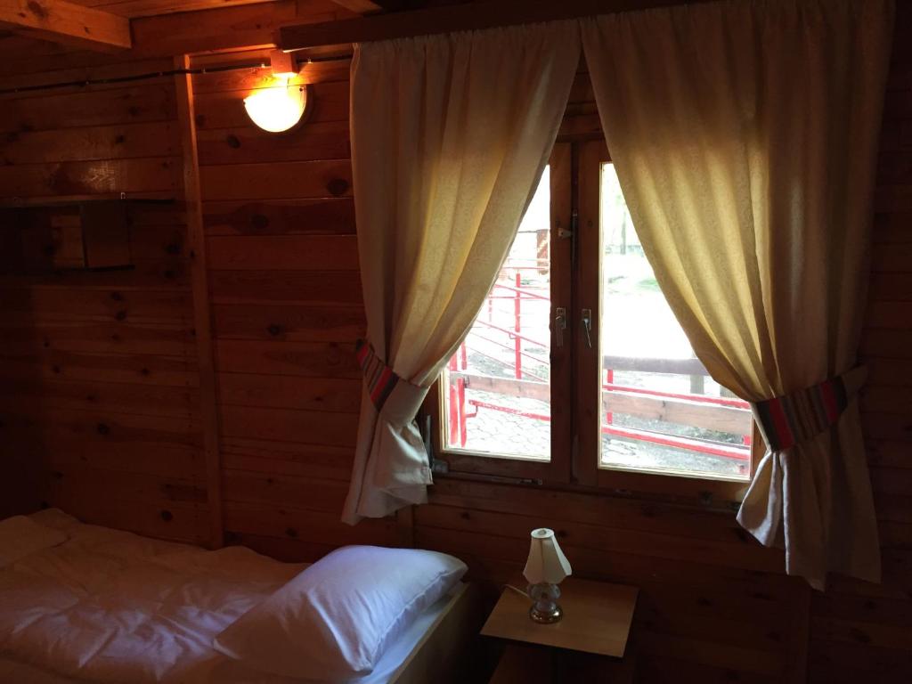 Ośrodek Wypoczynkowy ,,Relaks-Perła Serpelic'' - One-Bedroom Chalet