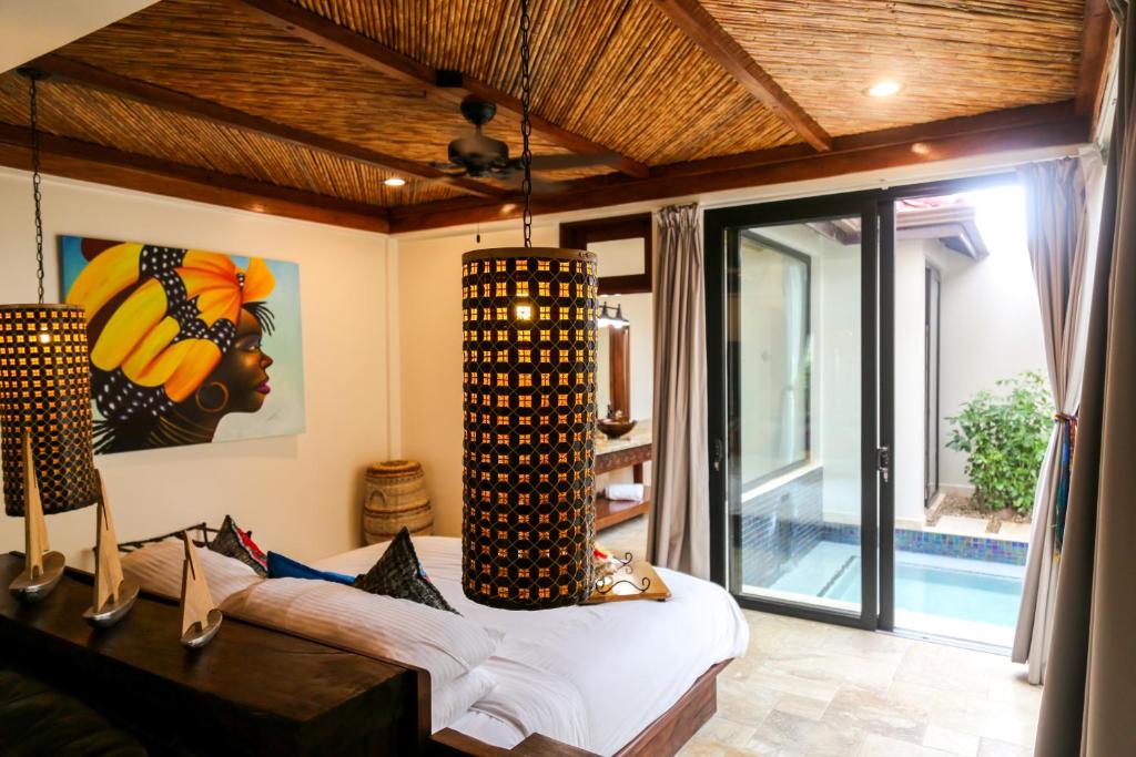 Almond Beach Resort at Jaguar Reef photo 2