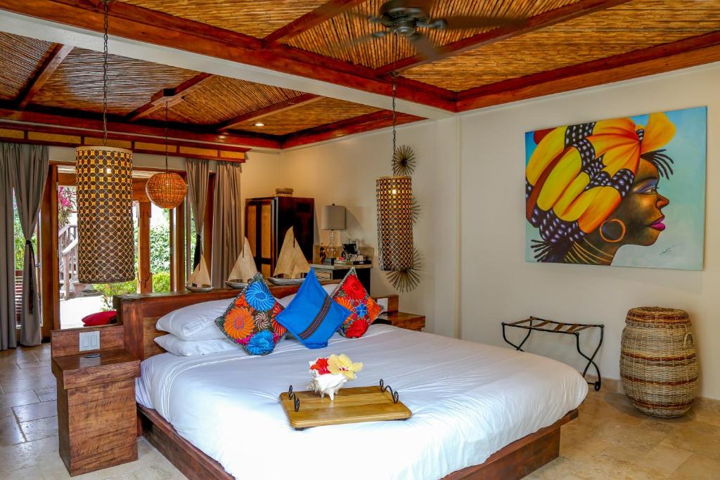 Almond Beach Resort at Jaguar Reef photo 3