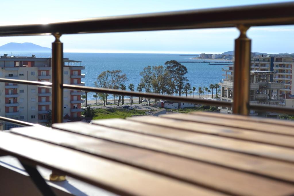 Vlorë Seaview Studio Apartment & Box Garage