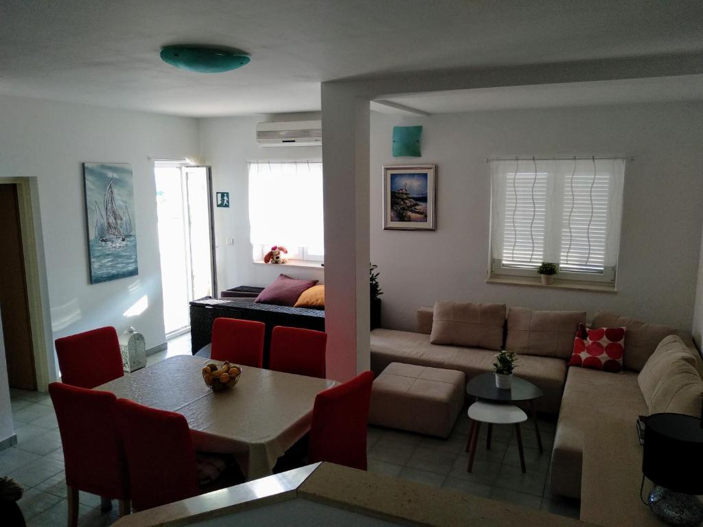 Apartments Villa Šibenik - Two-Bedroom Apartment With Terrace And Sea View