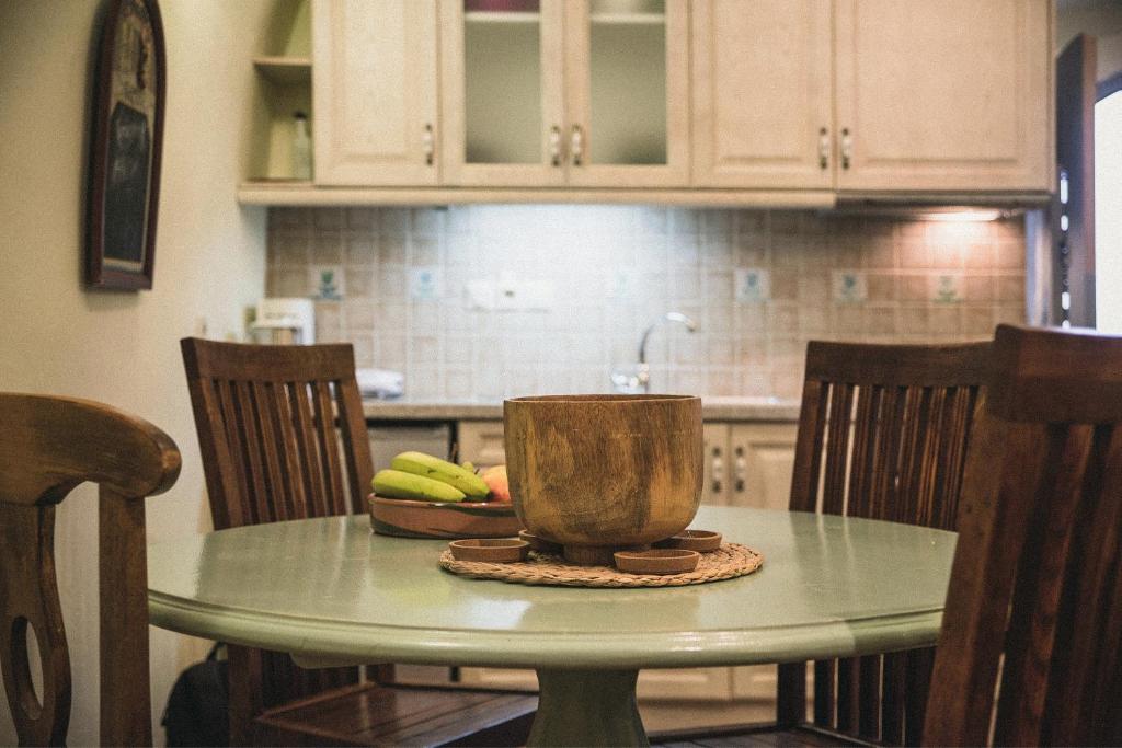 A cozinha ou cozinha compacta de Celestia Traditional Houses