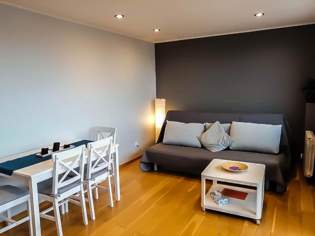 Posedenie v ubytovaní Sky Apartments - Łagiewniki