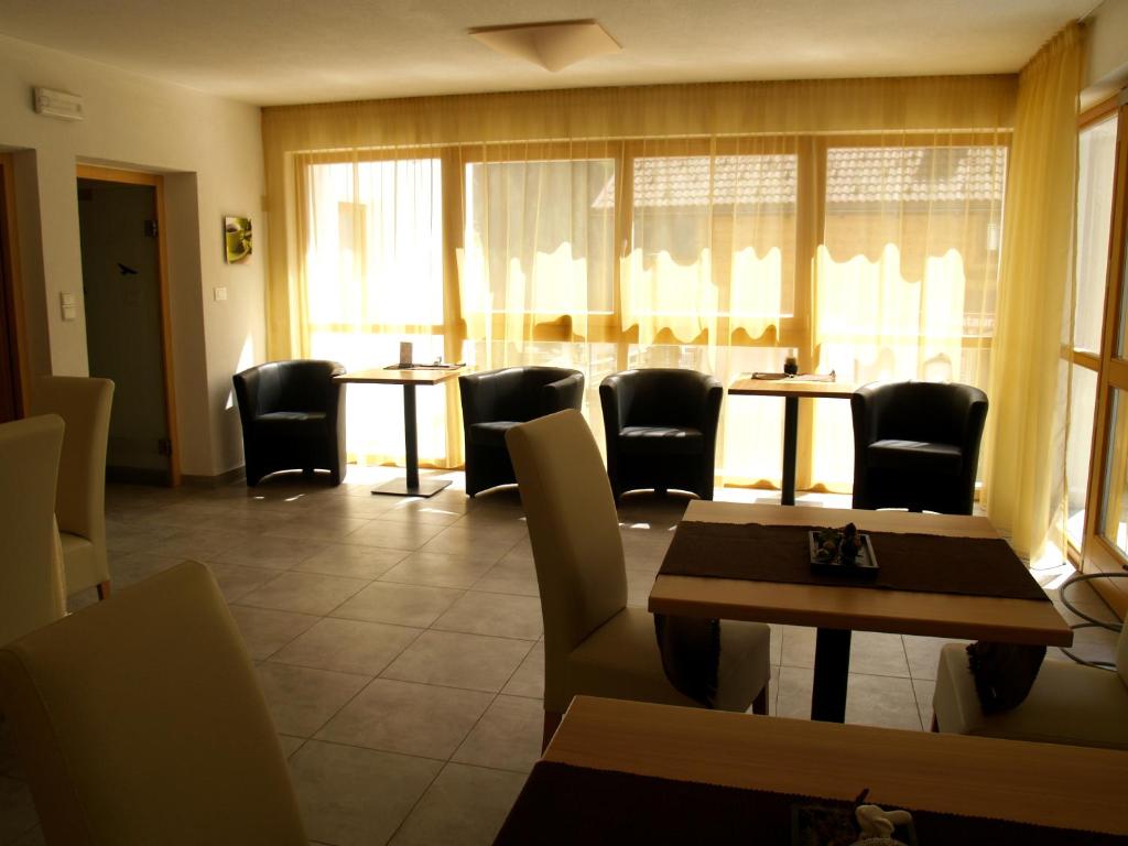 Posezení v ubytování Cafe Schneider