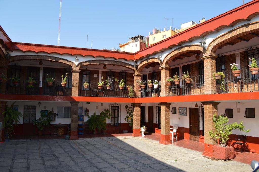 Budova, kde se hotel nachází